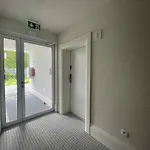 Aqua Crystal Daire