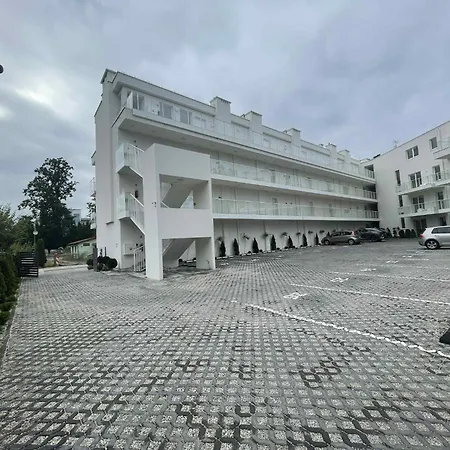 Aqua Crystal Apartamento Rewal