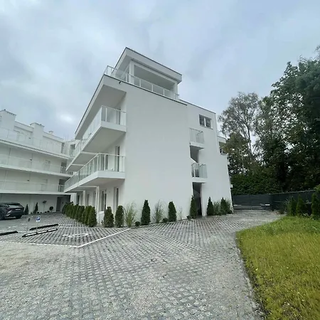 Aqua Crystal Apartamento Rewal